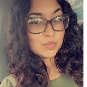 Meet your Posher, Alondra